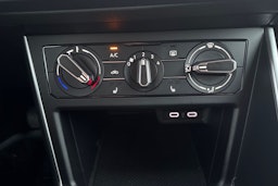 valkoinen Volkswagen Polo 2022 kuva 23.