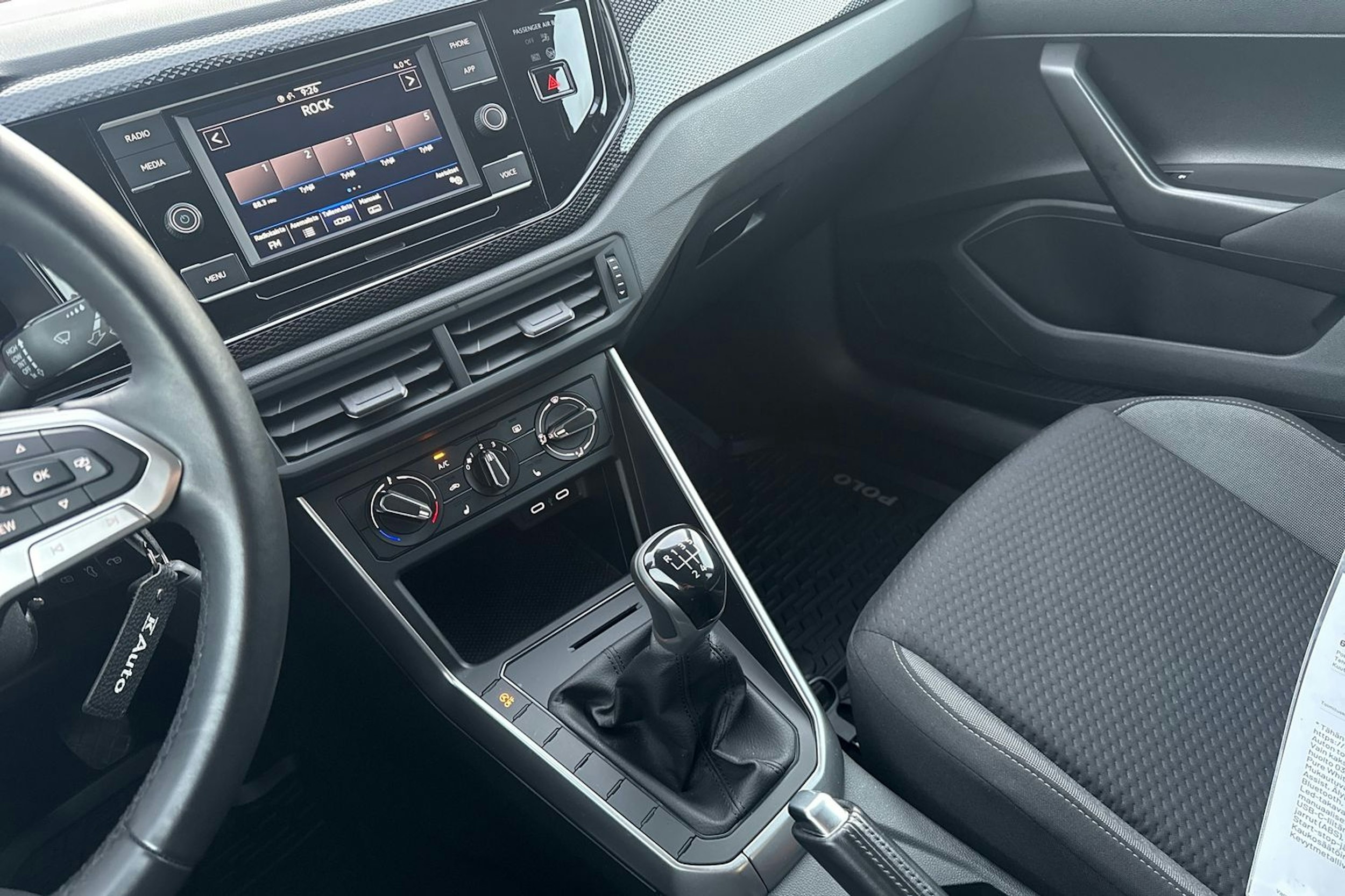 valkoinen Volkswagen Polo 2022 kuva 27.