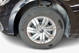 musta Volkswagen Polo 2022 kuva 11.