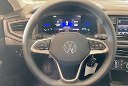 musta Volkswagen Polo 2022 kuva 15.
