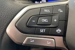musta Volkswagen Polo 2022 kuva 17.