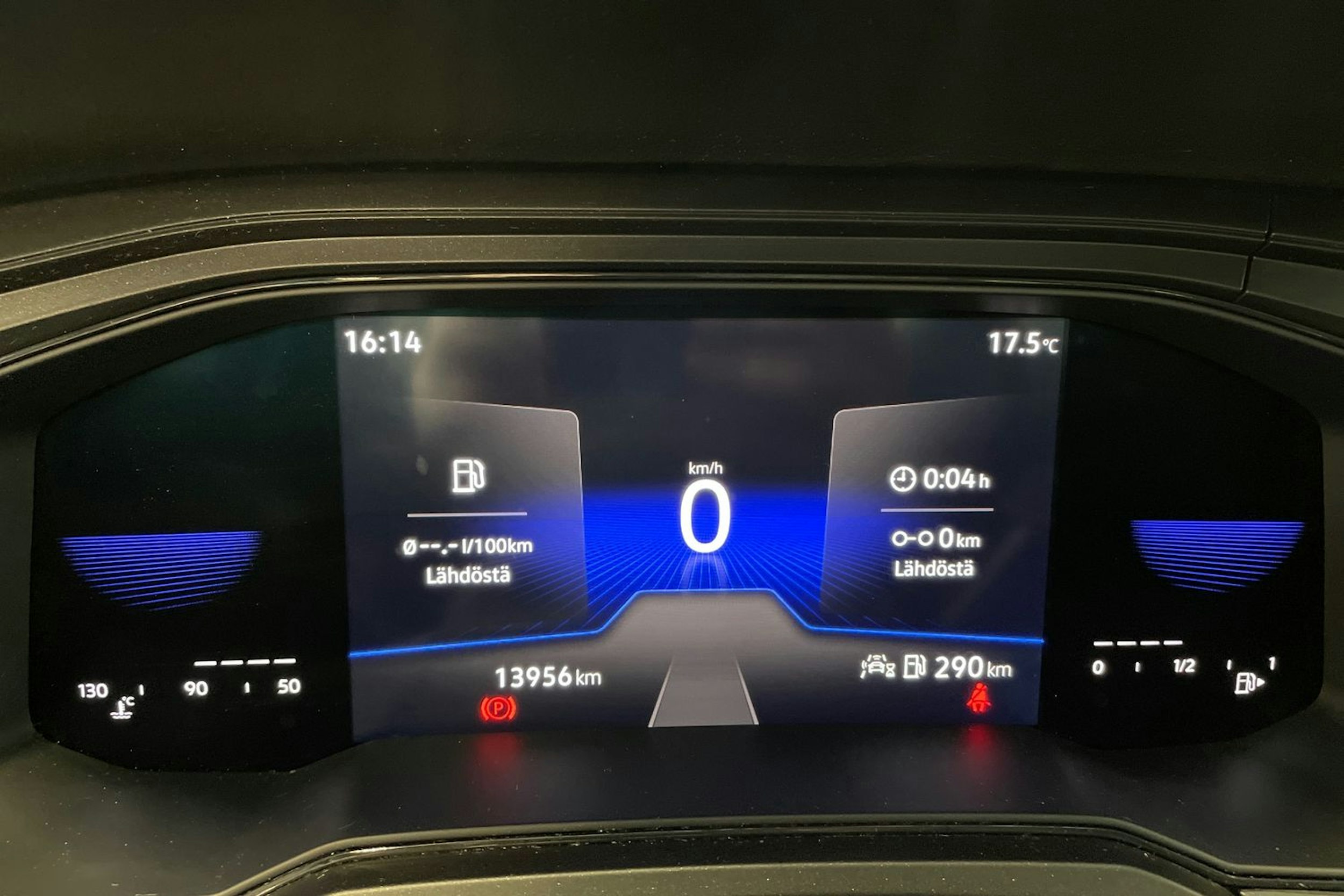 musta Volkswagen Polo 2022 kuva 18.