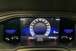 musta Volkswagen Polo 2022 kuva 19.