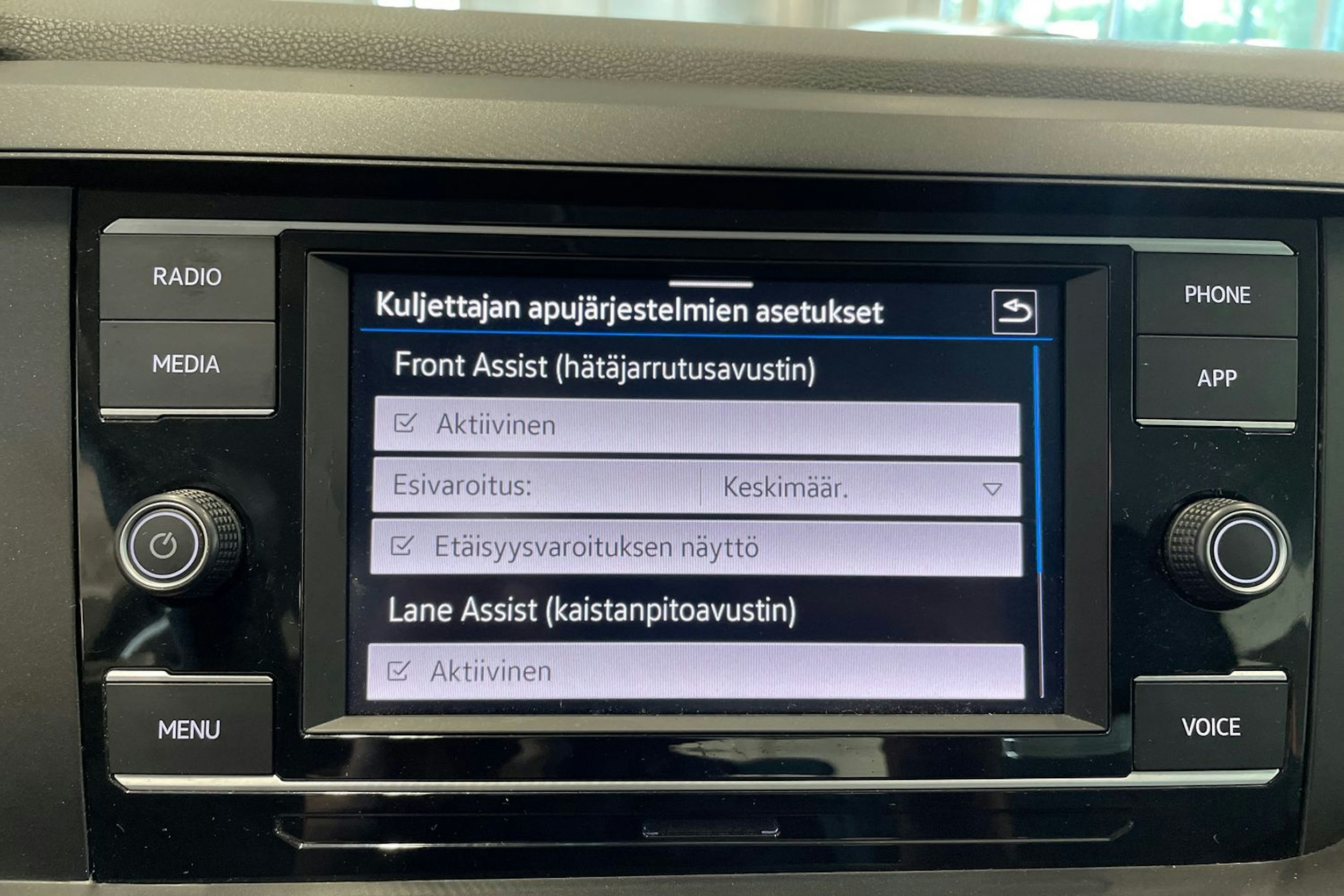 musta Volkswagen Polo 2022 kuva 26.