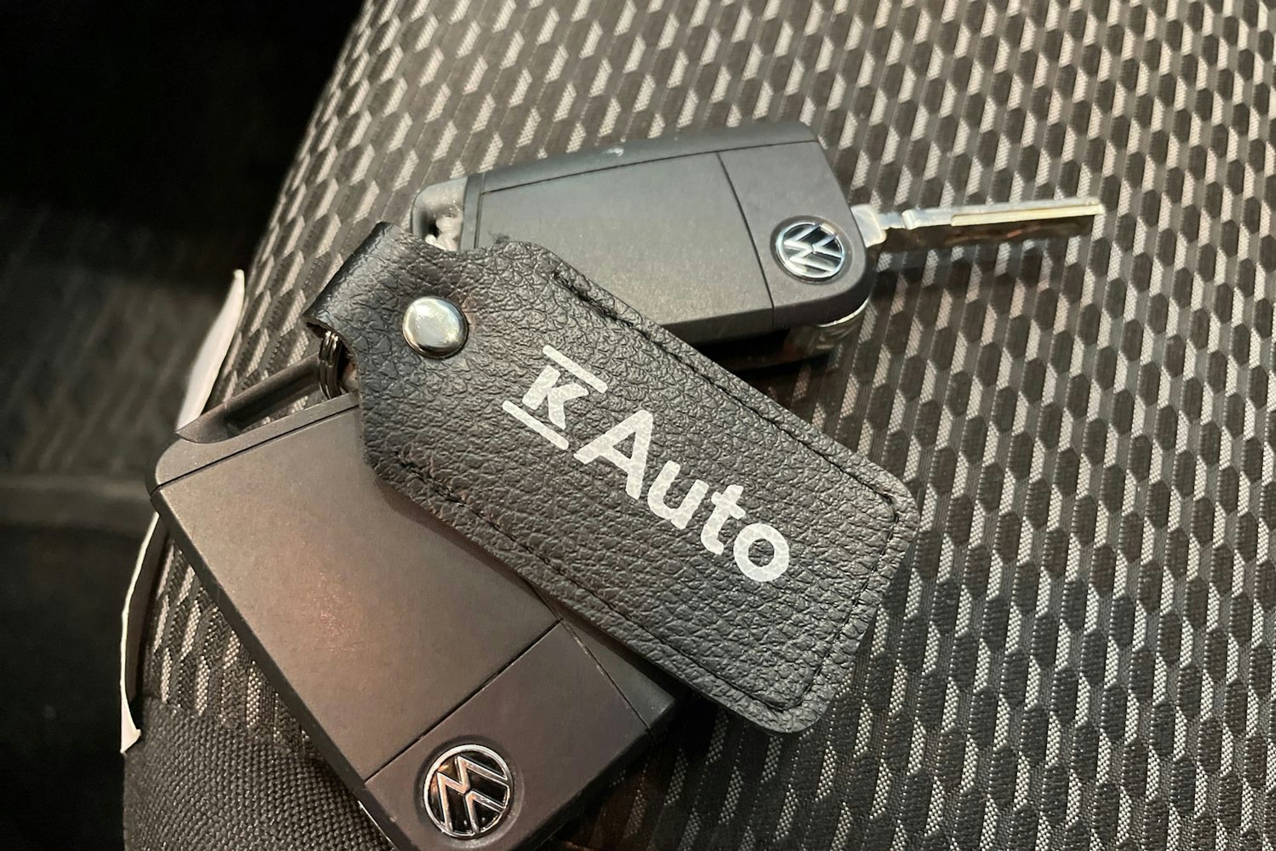 musta Volkswagen Polo 2022 kuva 30.