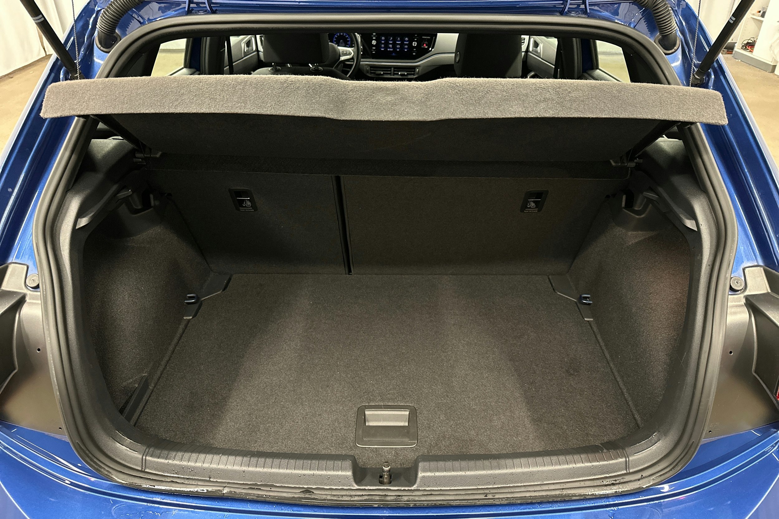 sininen Volkswagen Polo 2022 kuva 14.