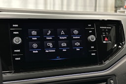 sininen Volkswagen Polo 2022 kuva 22.