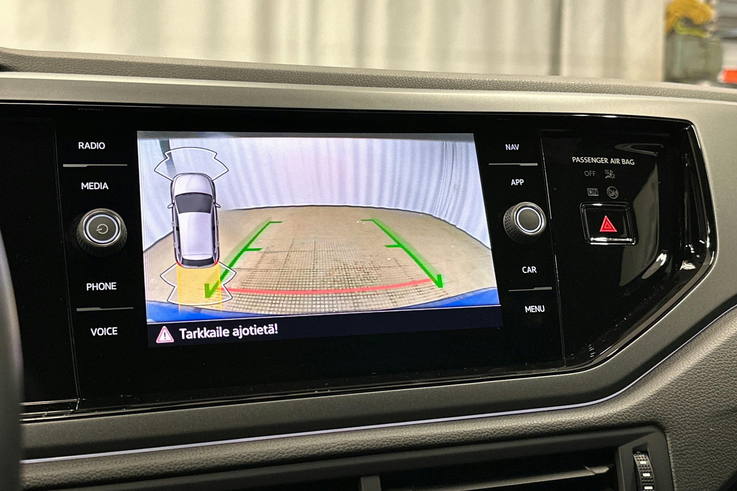 sininen Volkswagen Polo 2022 kuva 25.