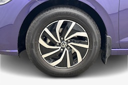 violetti Volkswagen Polo 2022 kuva 11.