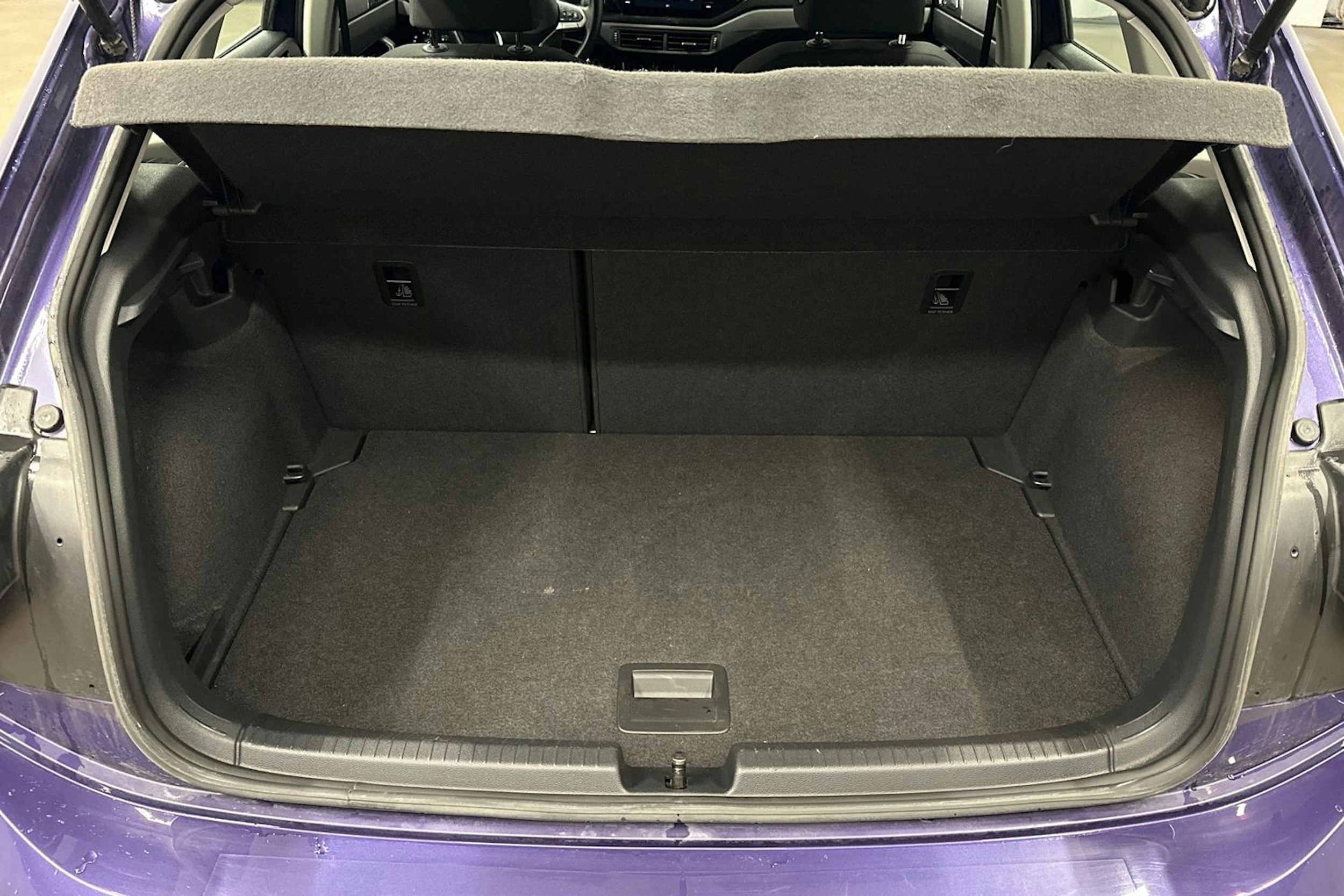 violetti Volkswagen Polo 2022 kuva 14.