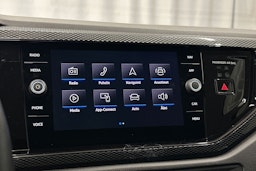 violetti Volkswagen Polo 2022 kuva 22.