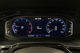 violetti Volkswagen Polo 2022 kuva 17.