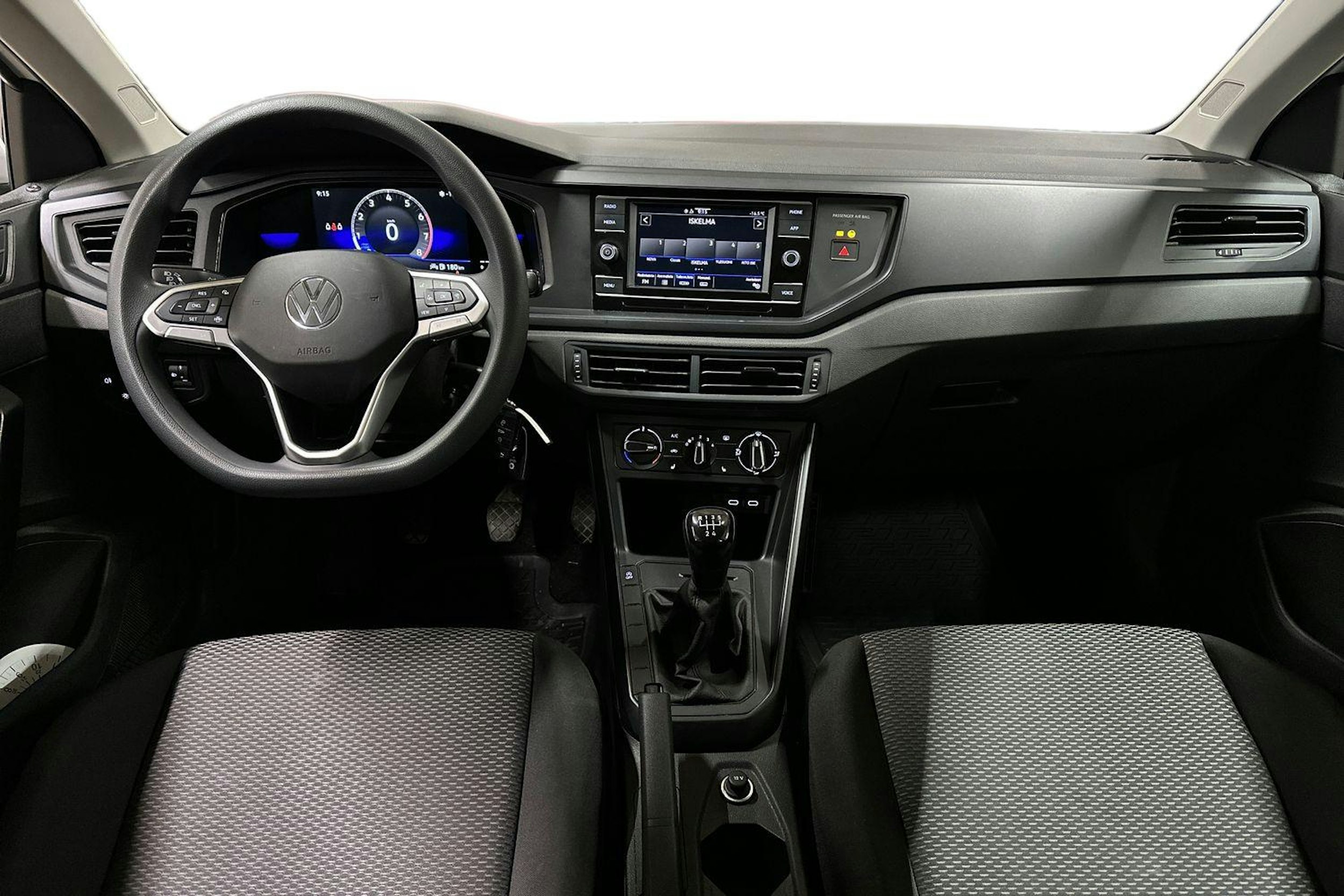 valkoinen Volkswagen Polo 2022 kuva 9.