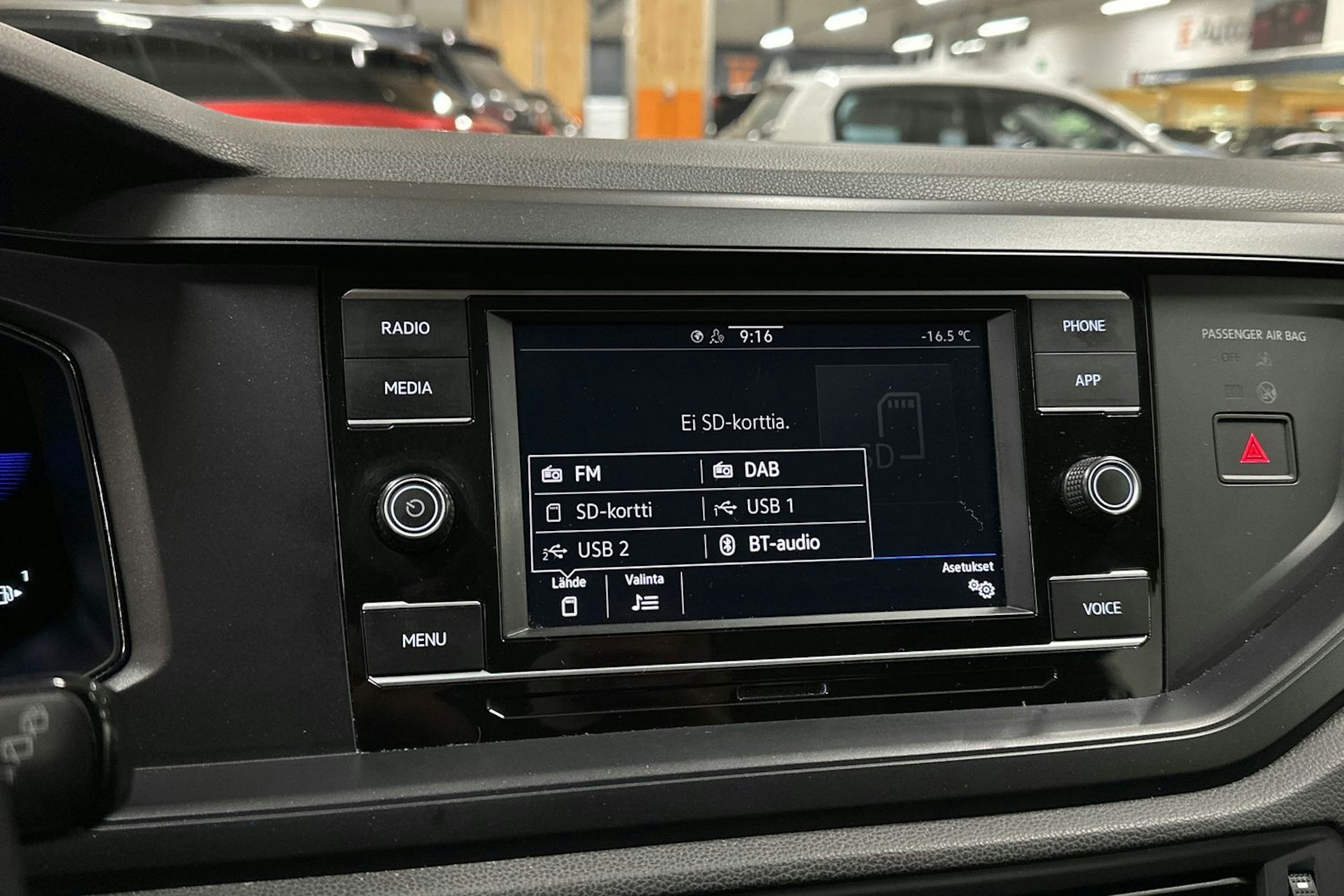 valkoinen Volkswagen Polo 2022 kuva 15.