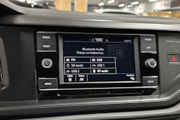 harmaa Volkswagen Polo 2022 kuva 15.