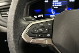 harmaa Volkswagen Polo 2022 kuva 20.