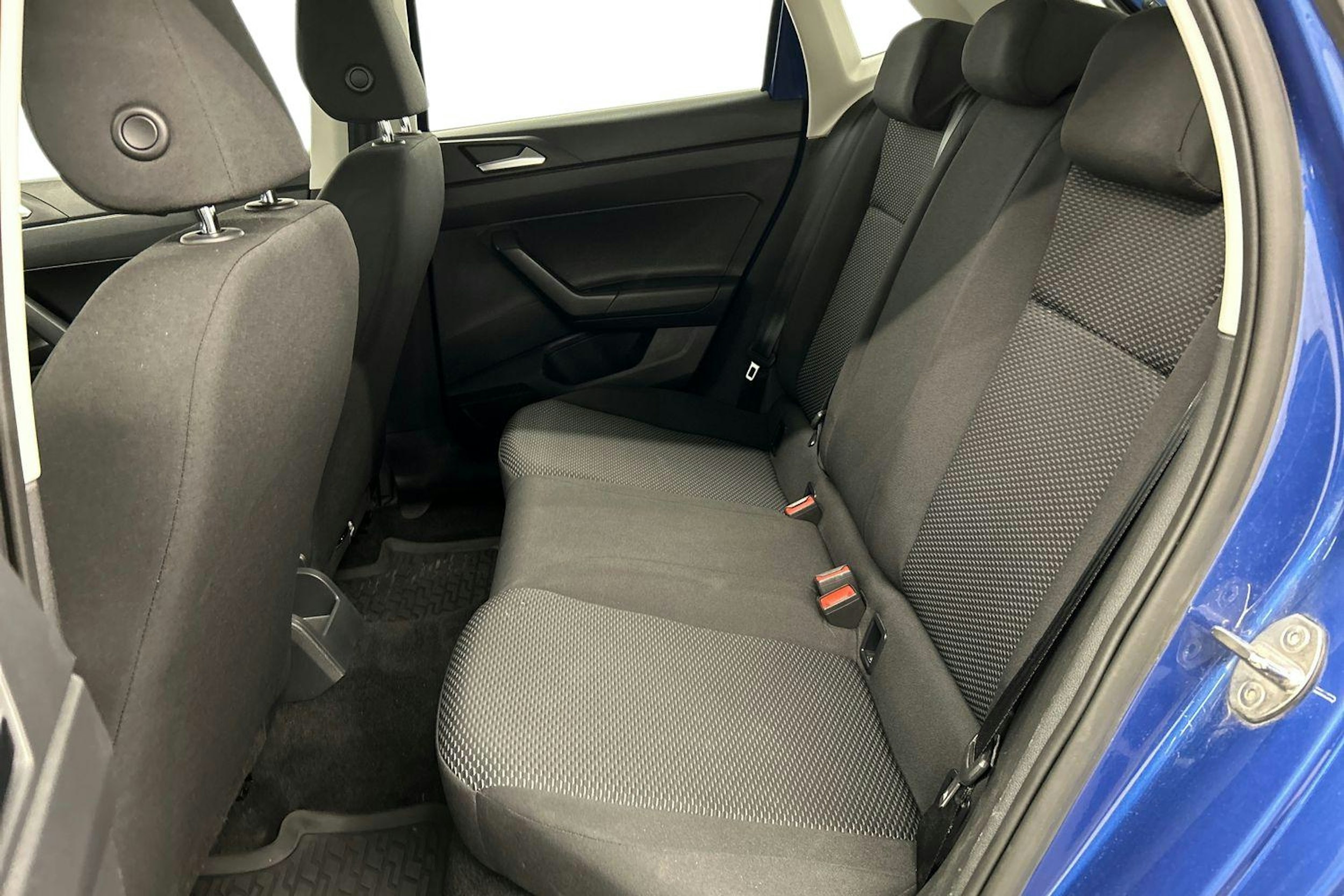 sininen Volkswagen Polo 2022 kuva 10.