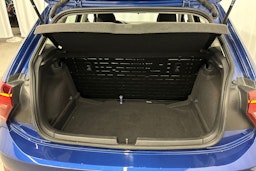 sininen Volkswagen Polo 2022 kuva 15.