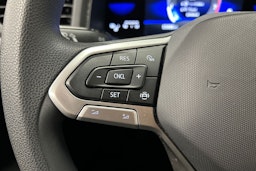 sininen Volkswagen Polo 2022 kuva 18.