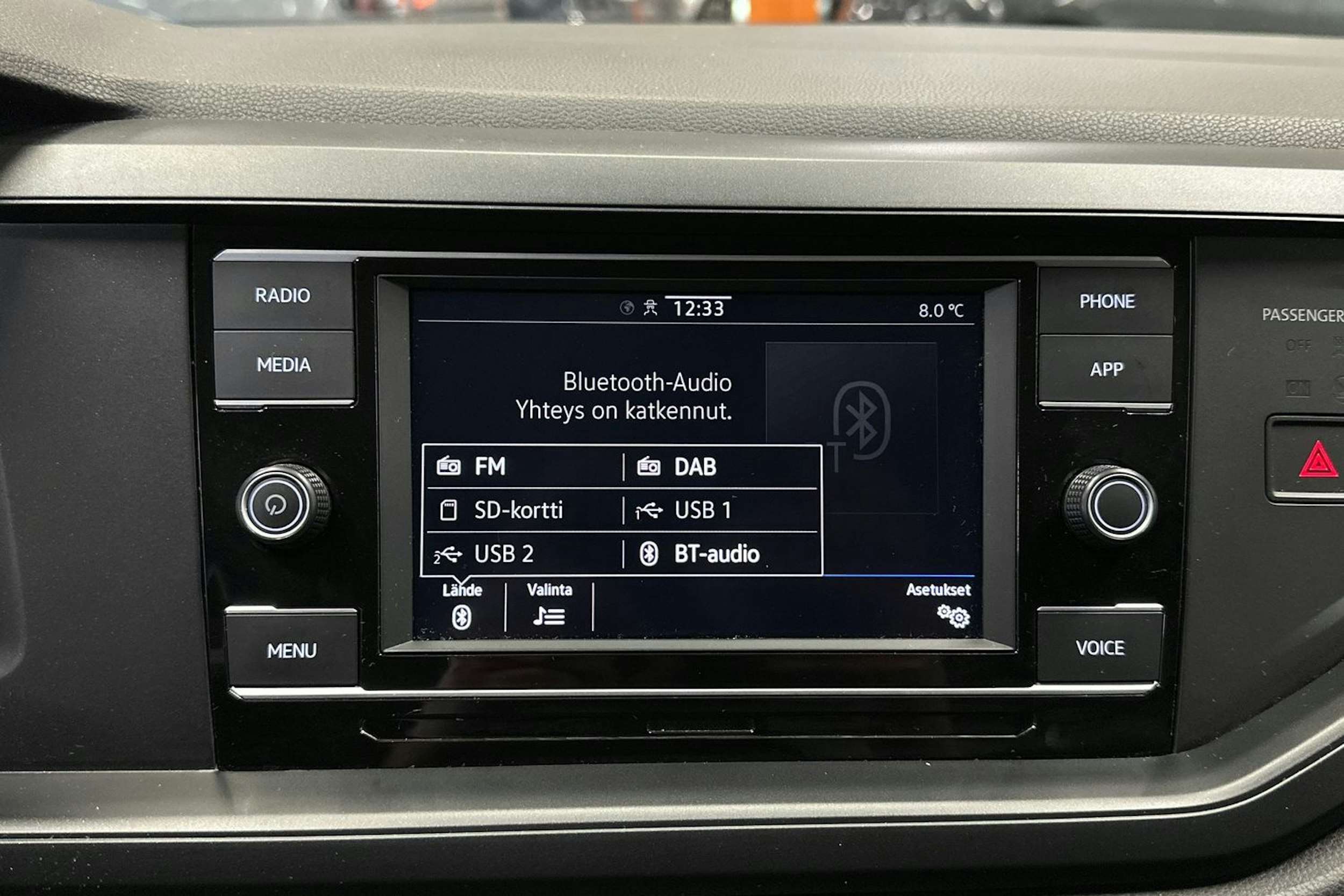 harmaa Volkswagen Polo 2022 kuva 12.