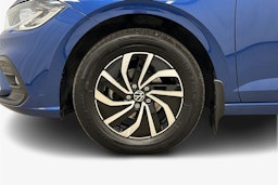 sininen Volkswagen Polo 2022 kuva 11.