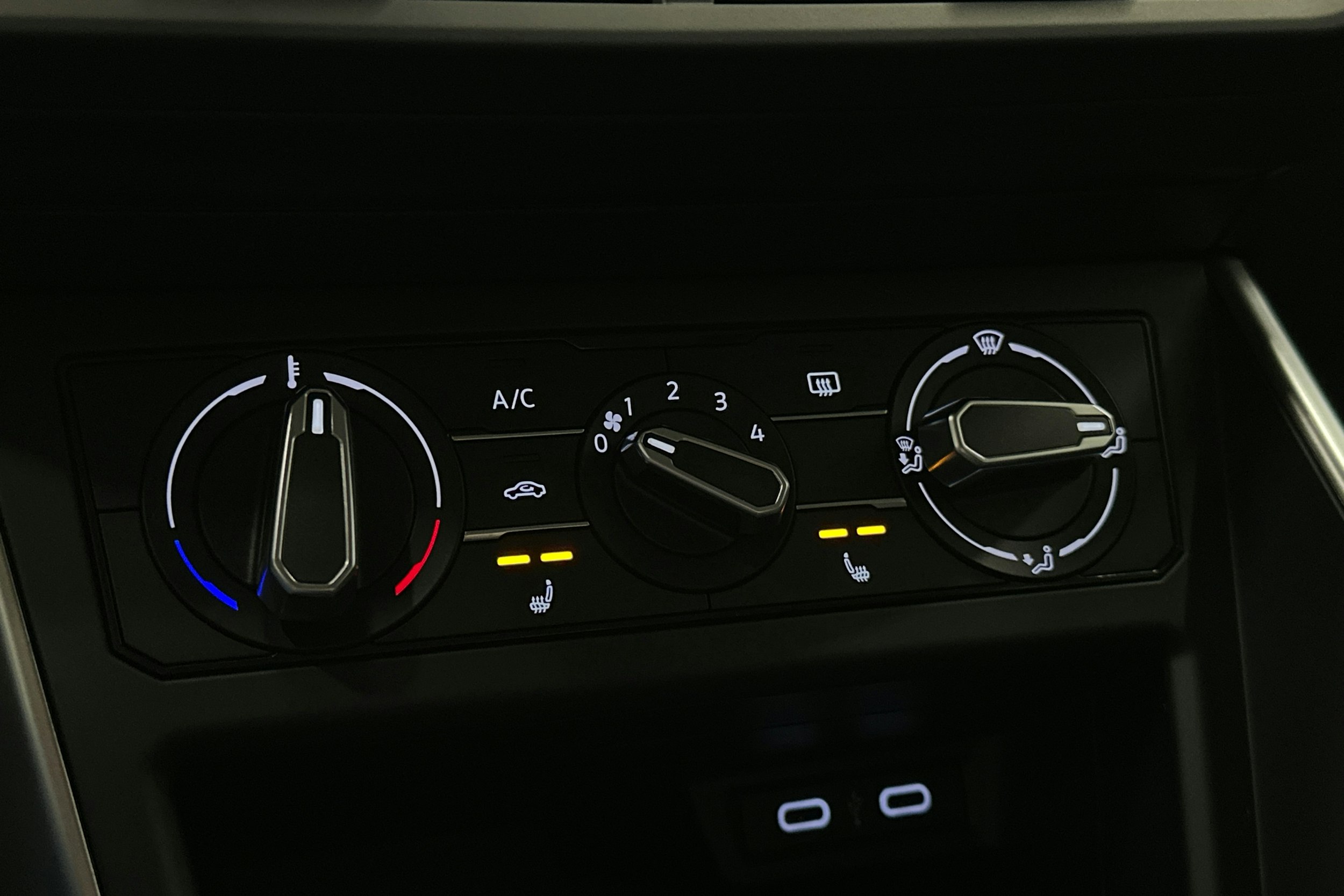 musta Volkswagen Polo 2022 kuva 21.