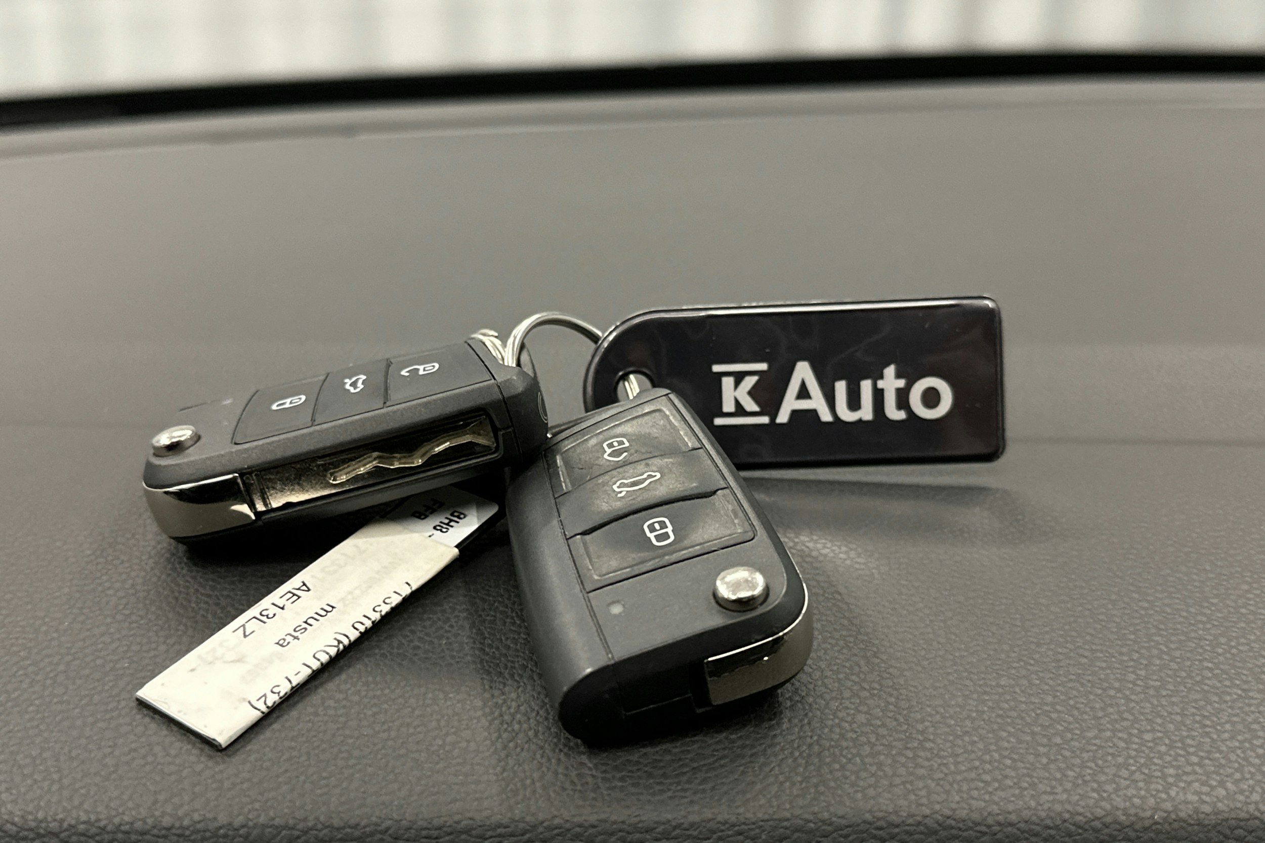 musta Volkswagen Polo 2022 kuva 25.