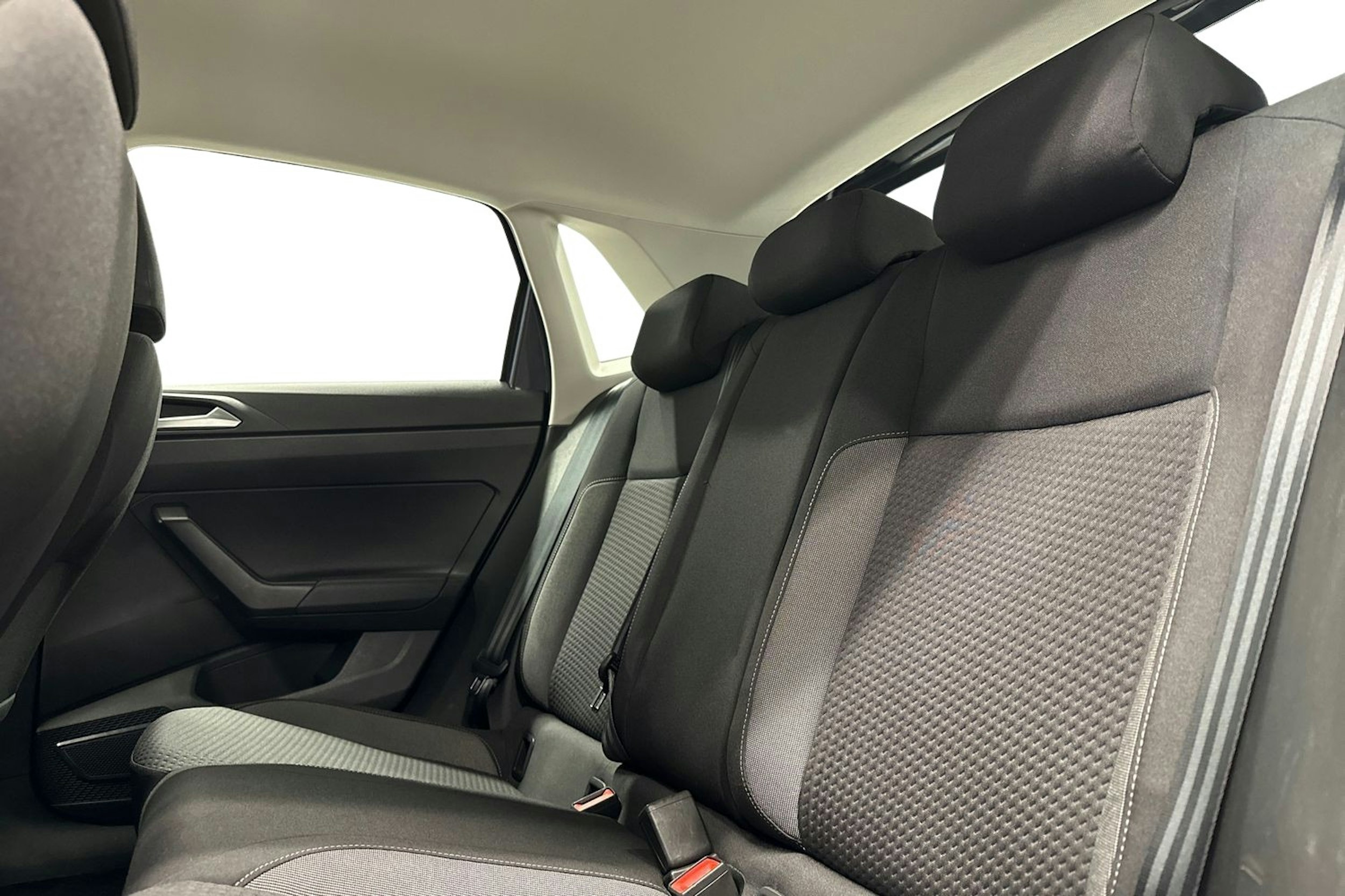 harmaa Volkswagen Polo 2022 kuva 10.