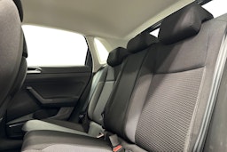 harmaa Volkswagen Polo 2022 kuva 10.