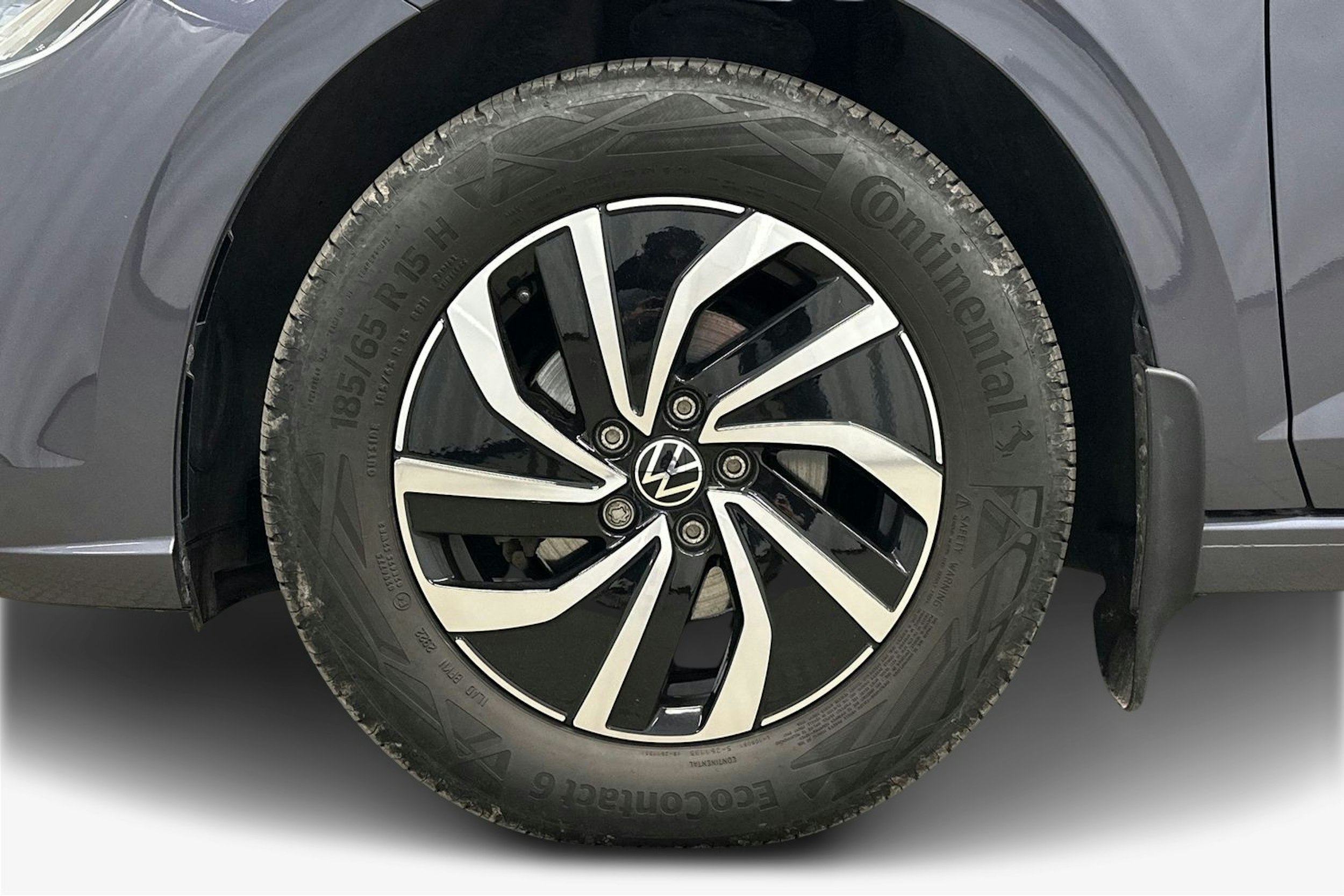 harmaa Volkswagen Polo 2022 kuva 11.