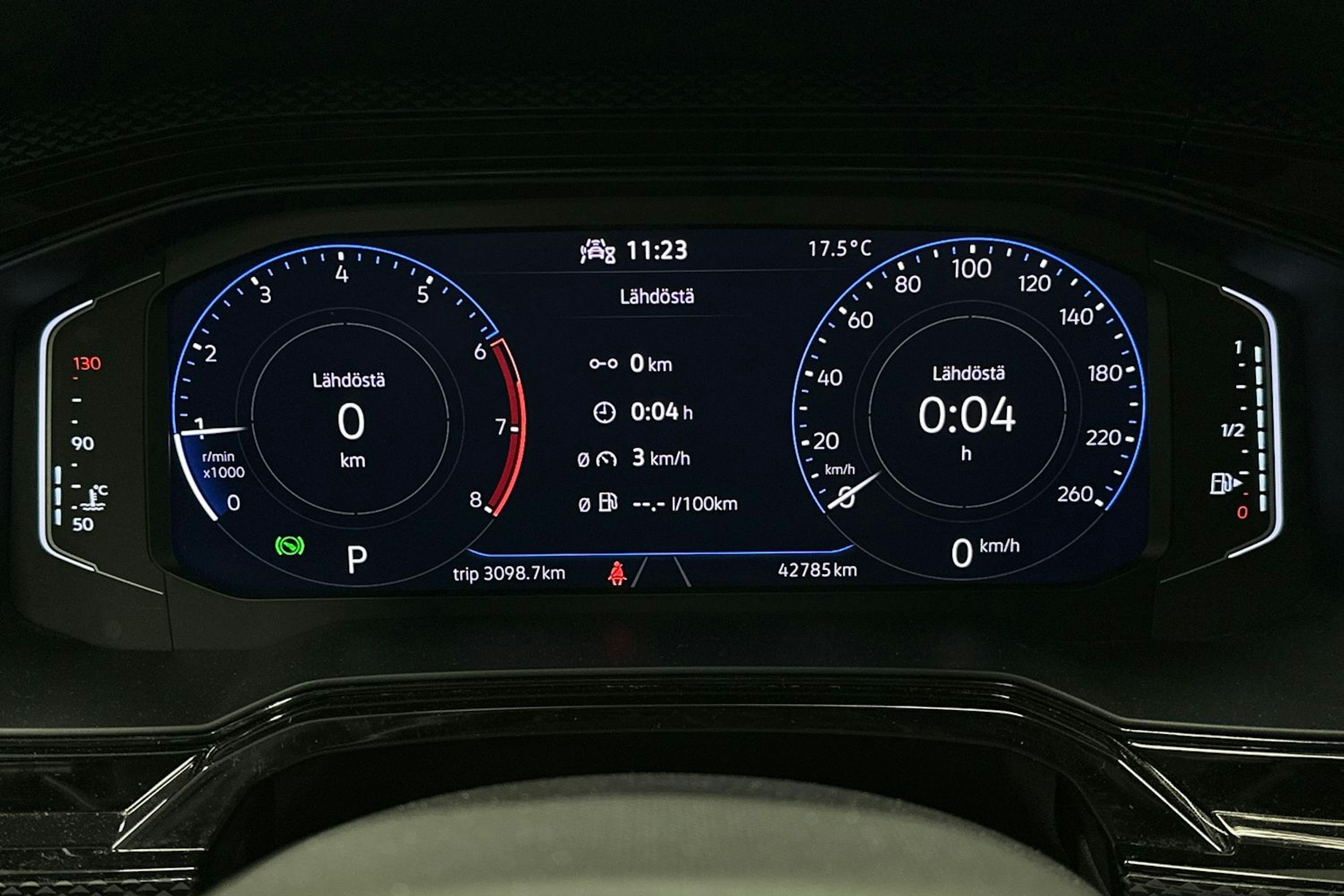 harmaa Volkswagen Polo 2022 kuva 17.