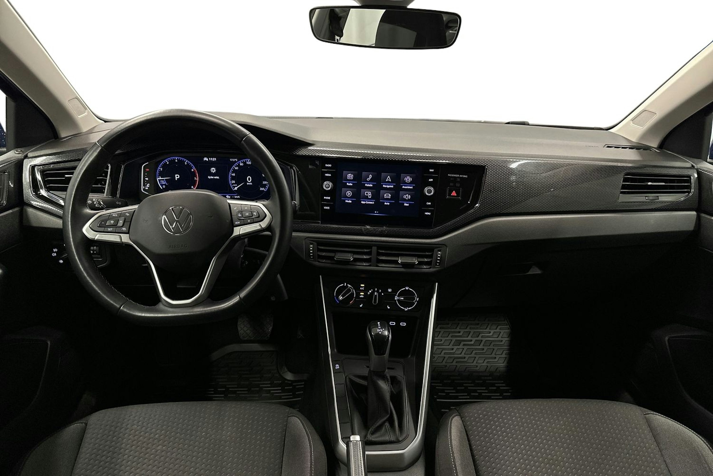 sininen Volkswagen Polo 2022 kuva 9.