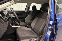 sininen Volkswagen Polo 2022 kuva 15.
