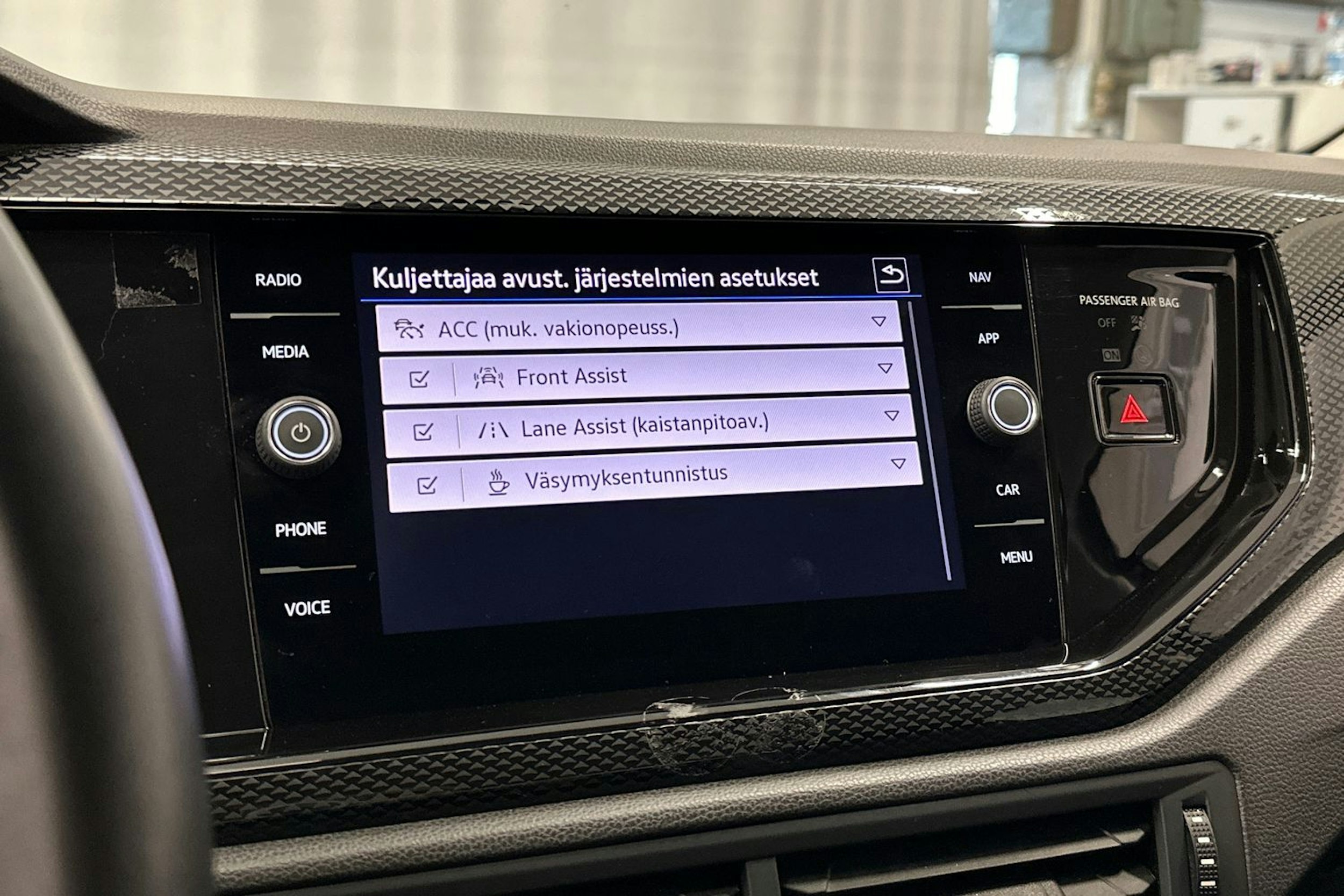 sininen Volkswagen Polo 2022 kuva 23.