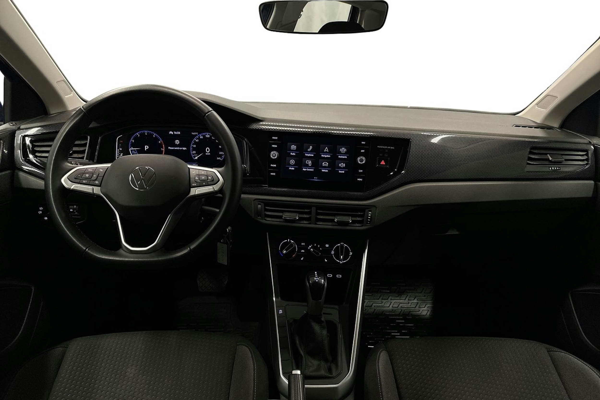 sininen Volkswagen Polo 2022 kuva 9.