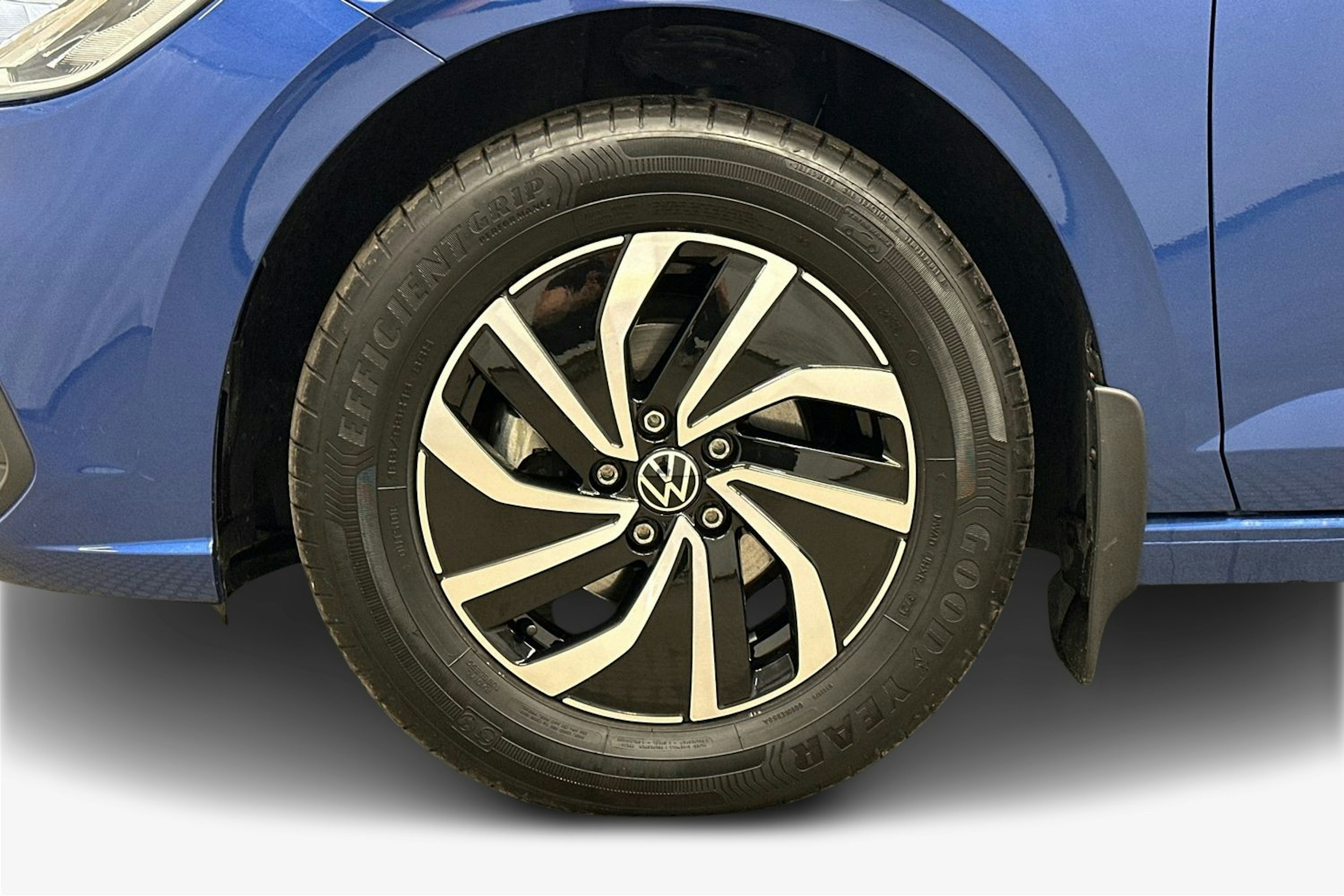sininen Volkswagen Polo 2022 kuva 11.