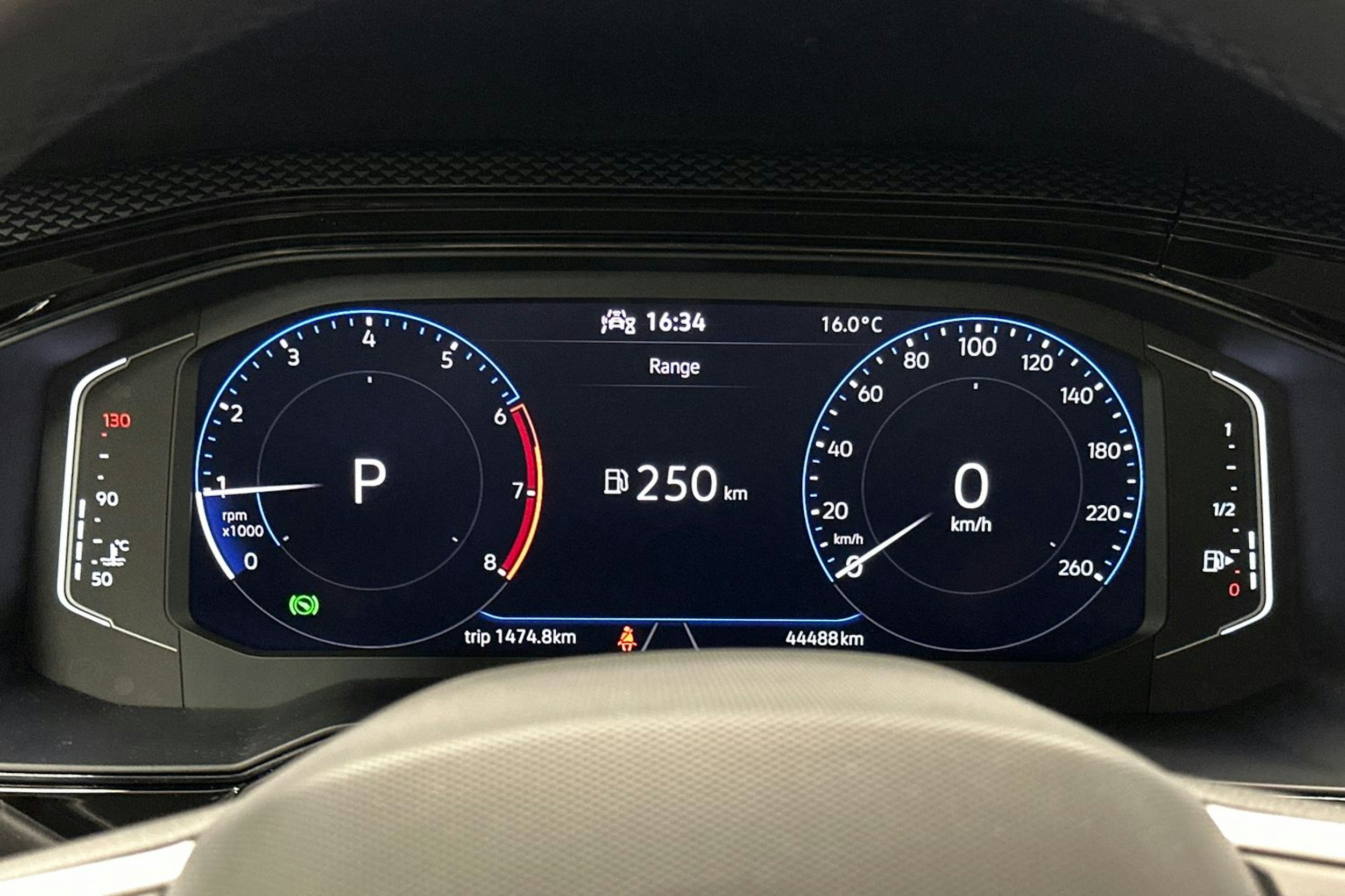 sininen Volkswagen Polo 2022 kuva 19.