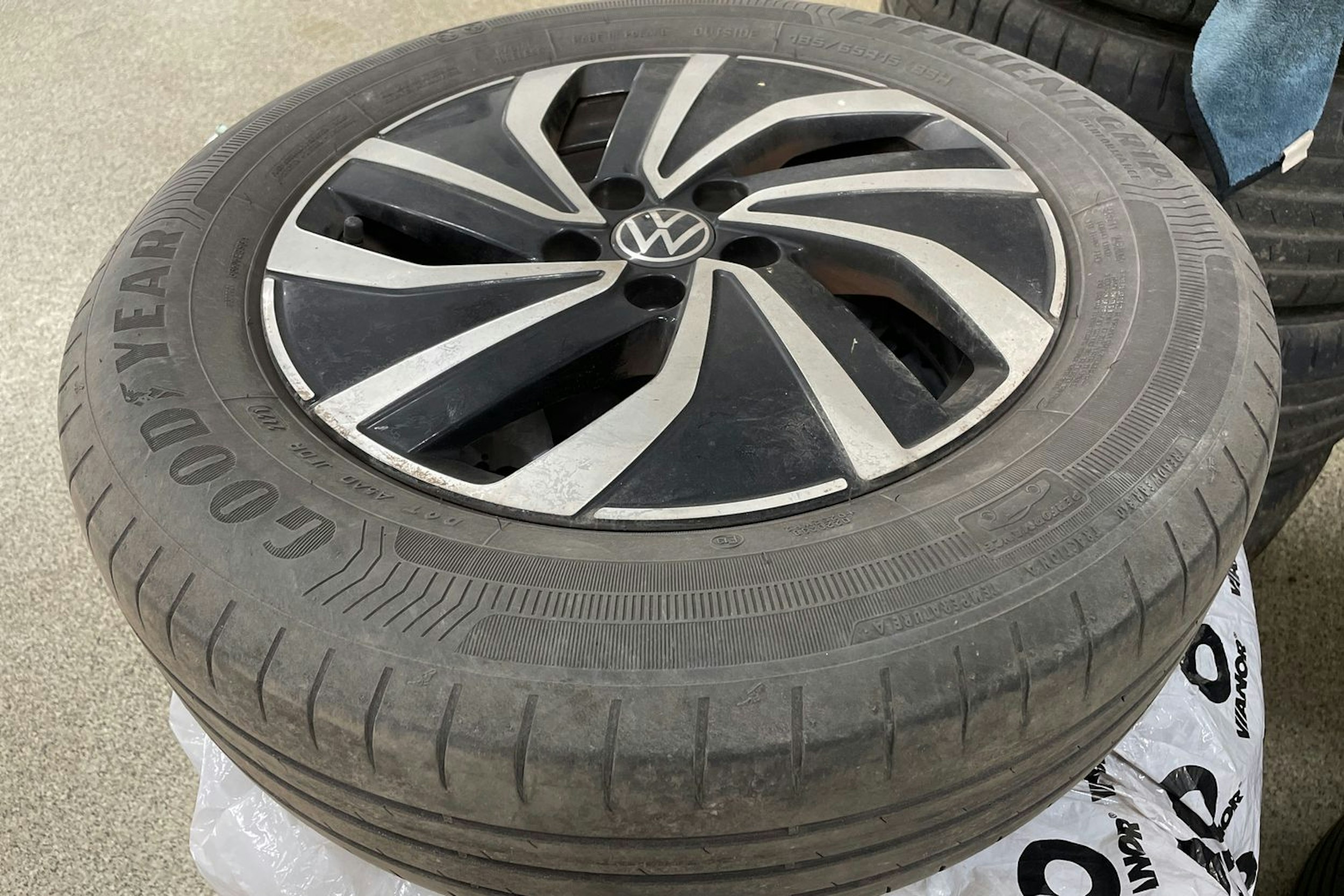 Musta Volkswagen POLO 2022 kuva 13.