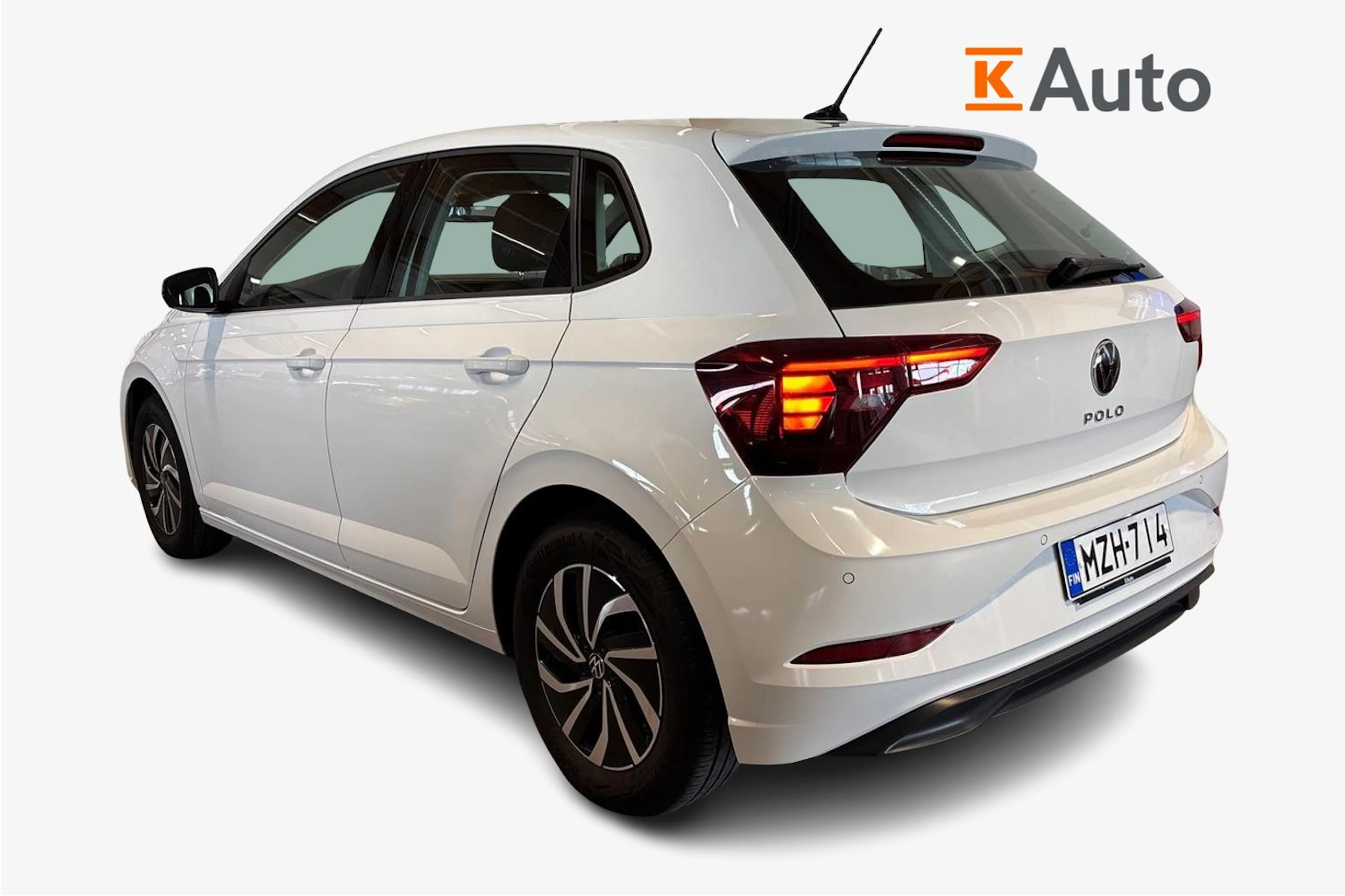 valkoinen Volkswagen POLO 2022 kuva 3.