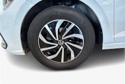 valkoinen Volkswagen POLO 2022 kuva 12.