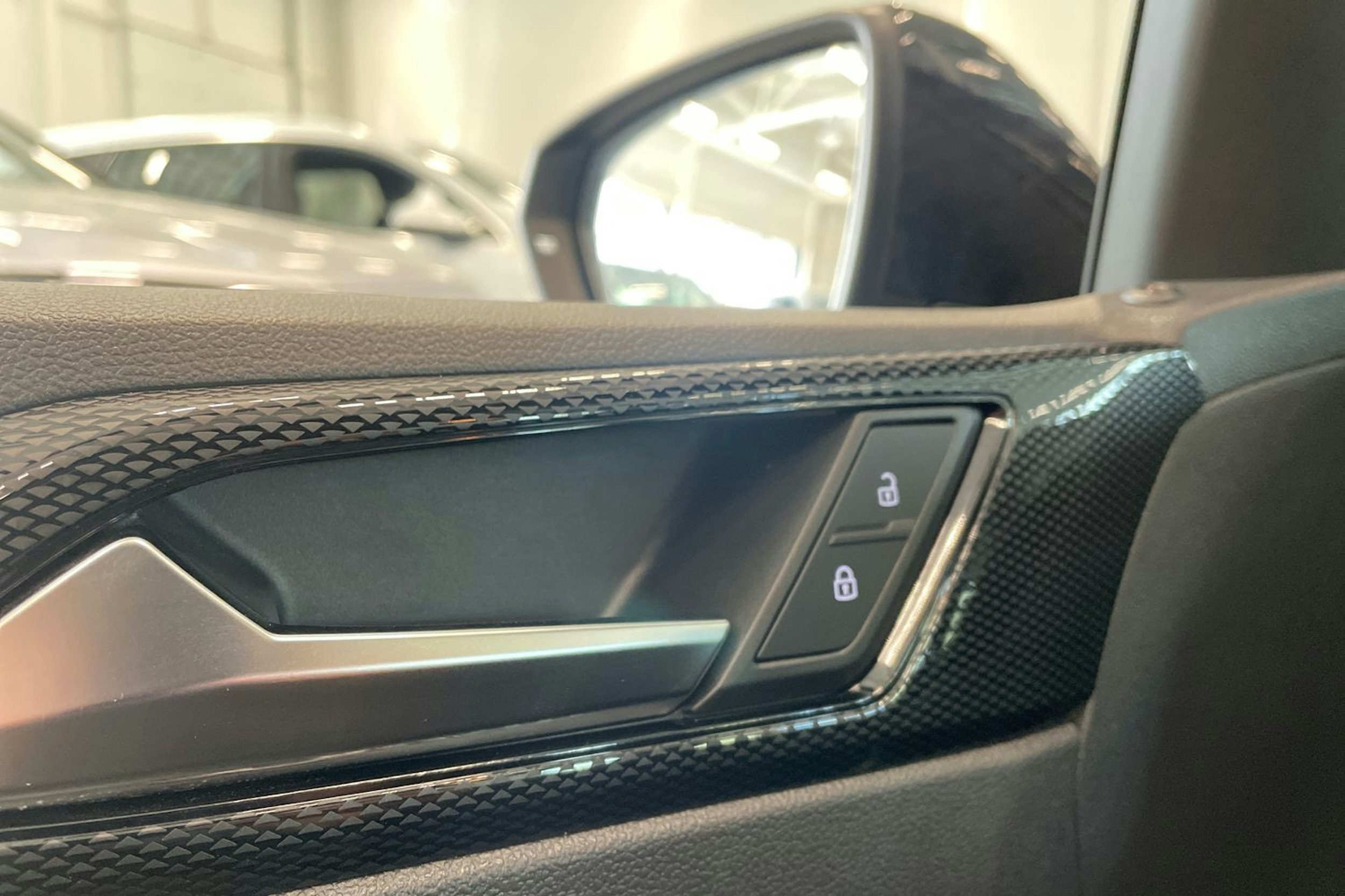 met. musta Volkswagen Polo 2022 kuva 34.