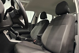 harmaa Volkswagen Polo 2022 kuva 16.