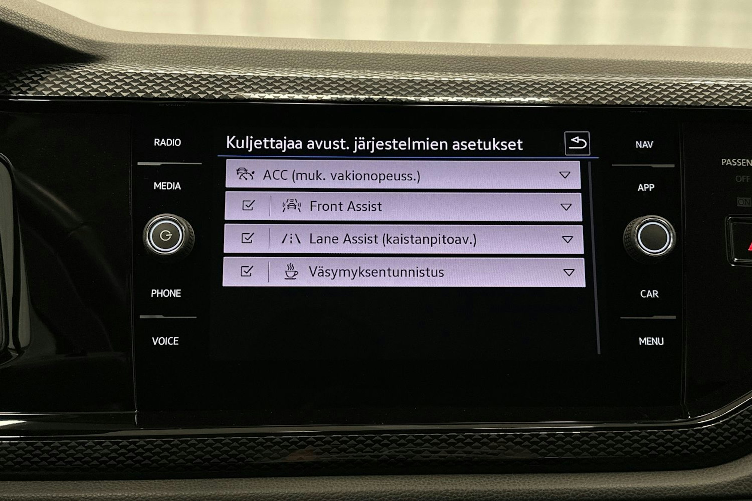 harmaa Volkswagen Polo 2022 kuva 21.