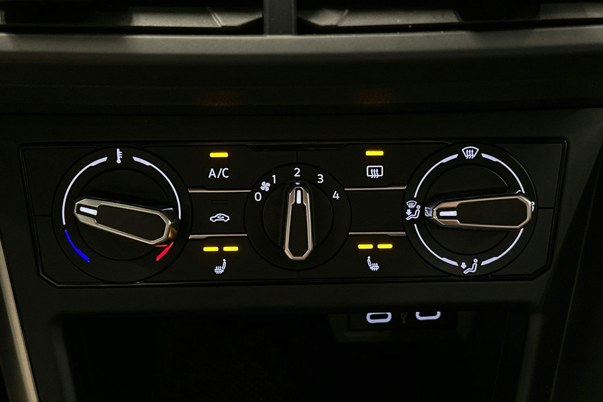 valkoinen Volkswagen Polo 2022 kuva 23.