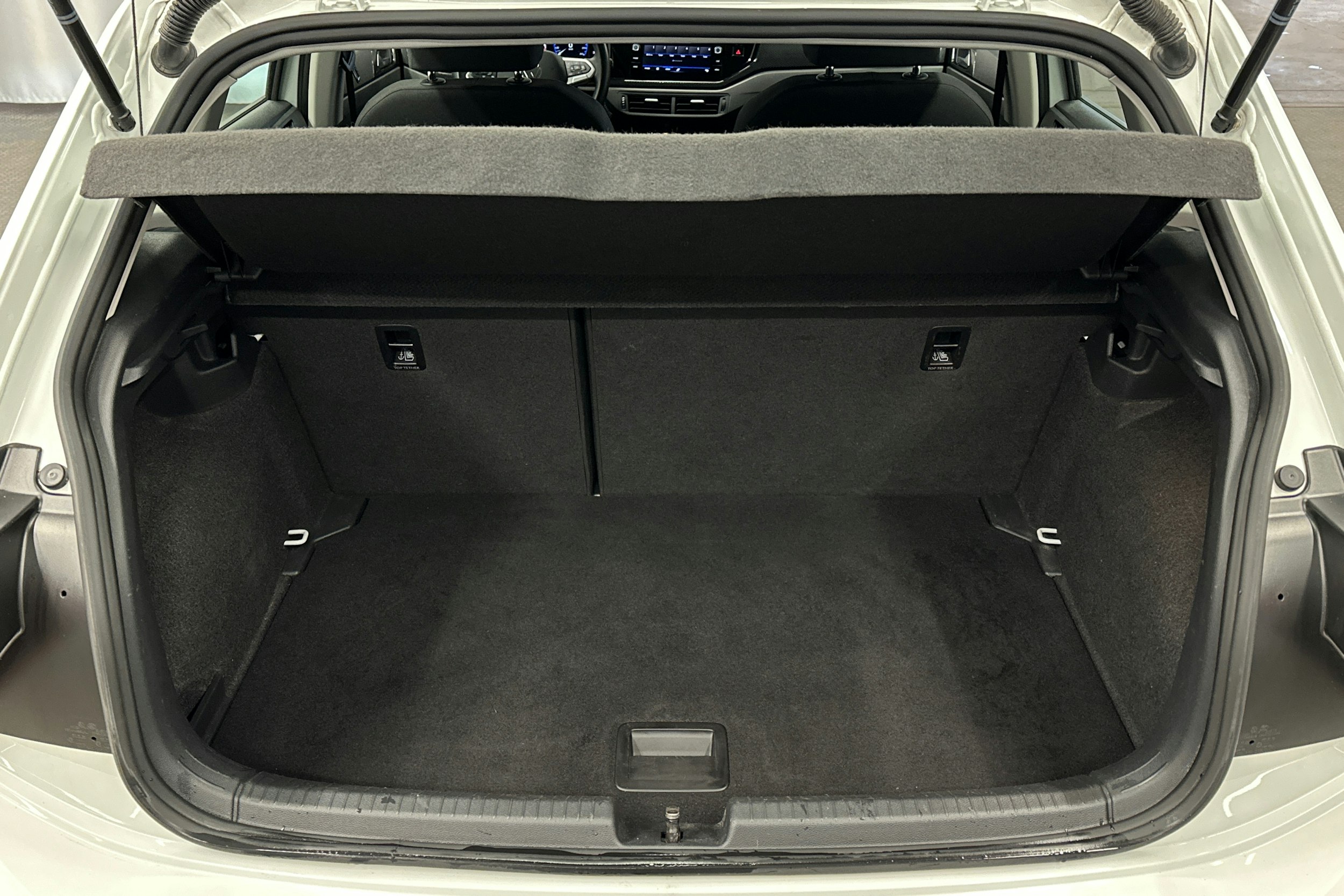 valkoinen Volkswagen Polo 2022 kuva 14.