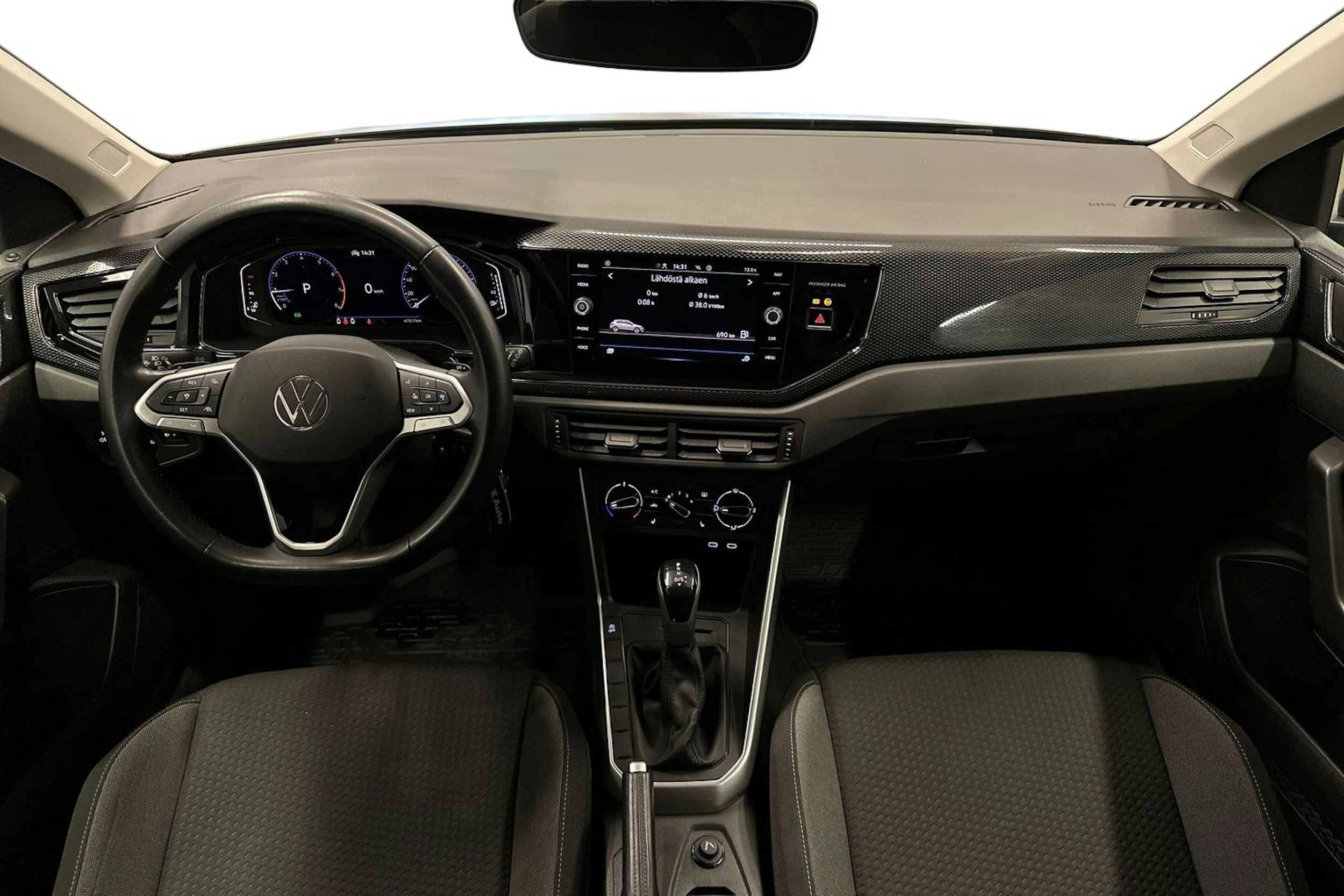 harmaa Volkswagen Polo 2022 kuva 9.