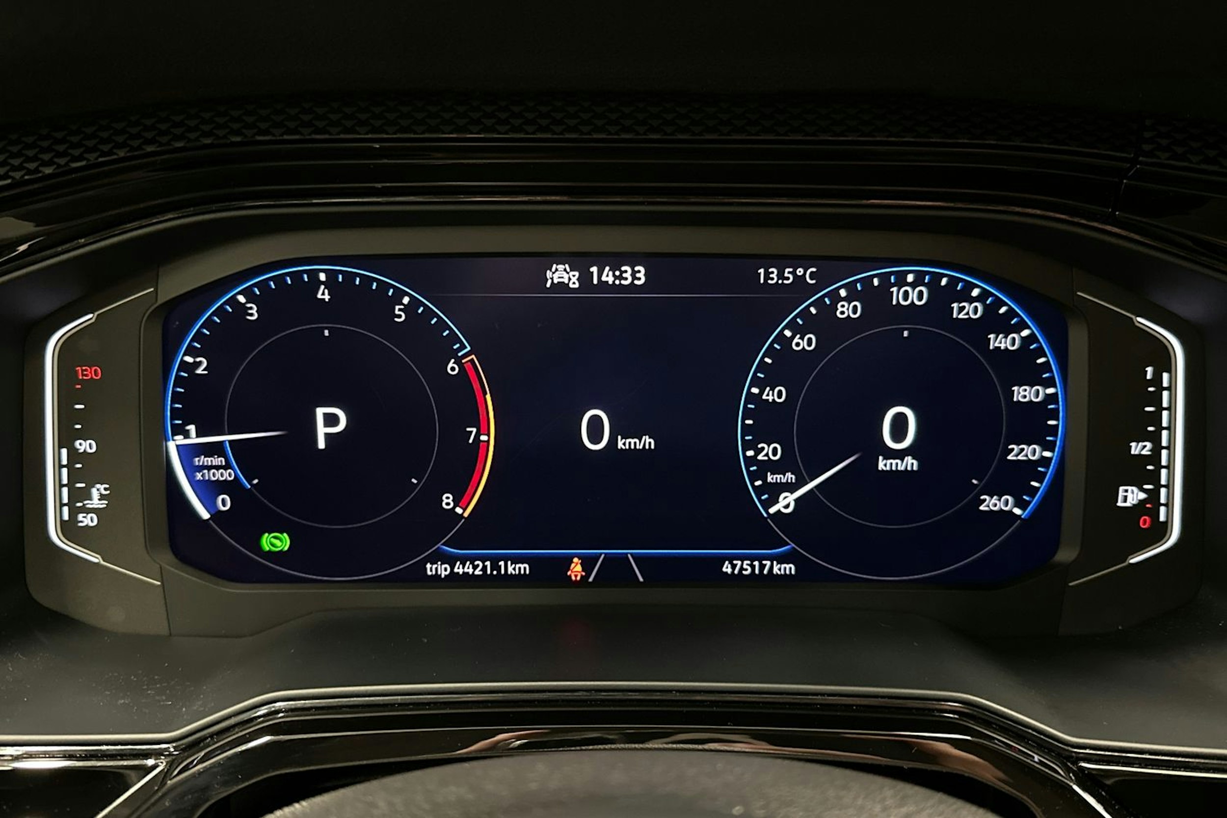 harmaa Volkswagen Polo 2022 kuva 19.