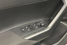 musta Volkswagen Polo 2022 kuva 14.