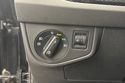 musta Volkswagen Polo 2022 kuva 15.