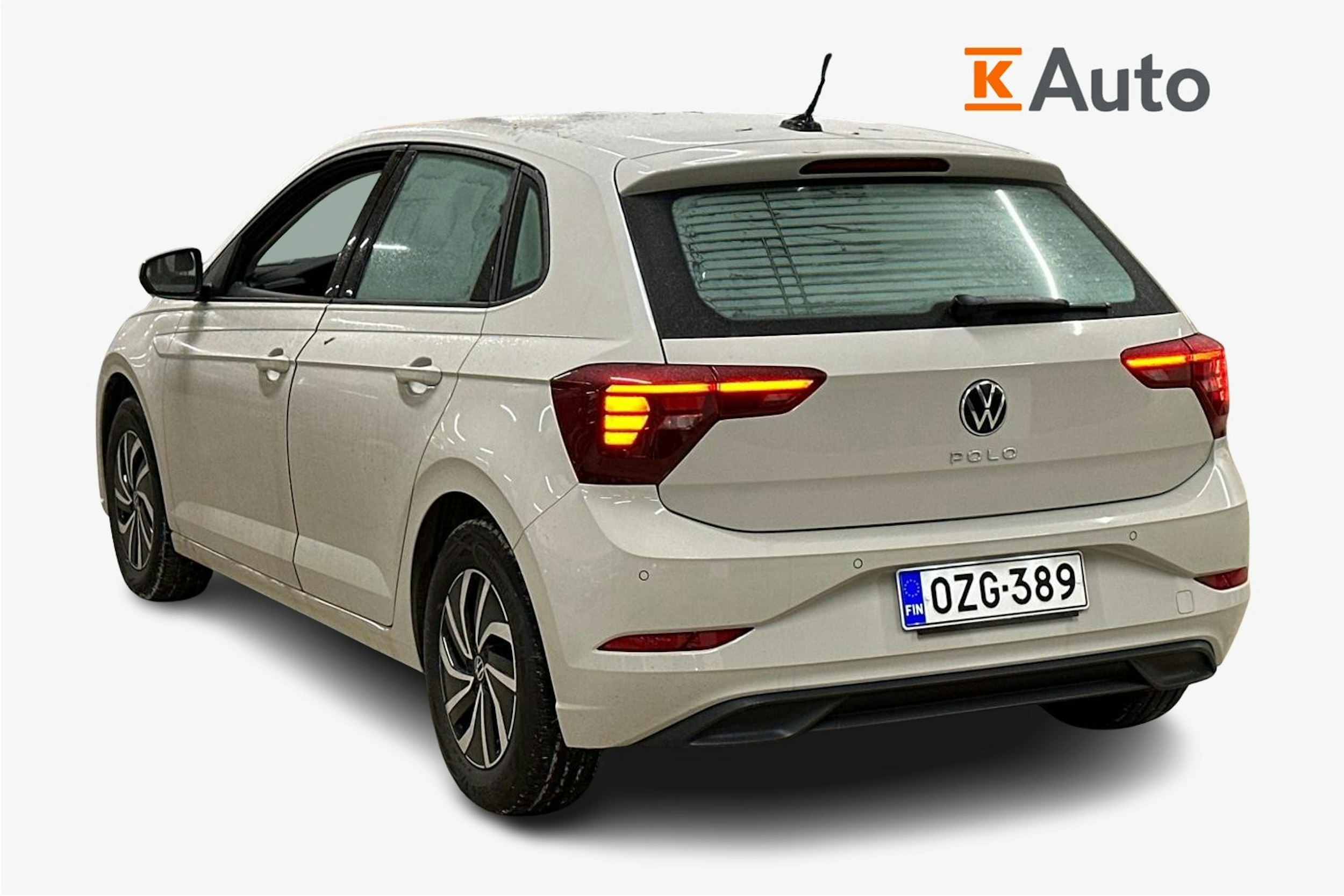 harmaa Volkswagen Polo 2022 kuva 2.